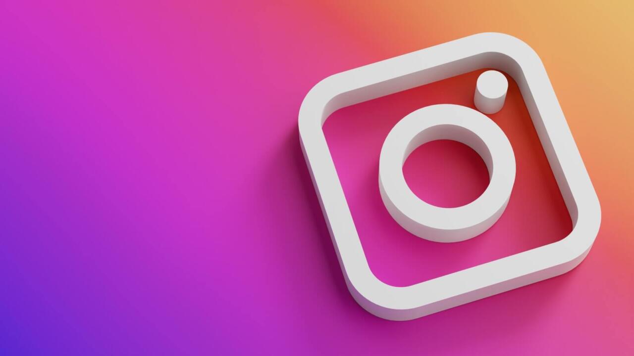 インスタのストーリーでスクショを撮るとバレるって本当?通知は行く?